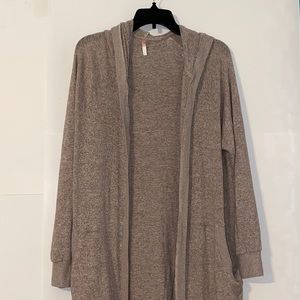 🆑 5/$30 Women’s Pink Cardigan with Hood